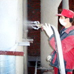 Противопожарная обработка, как один из главных способов обеспечения безопасности металлоконструкций.